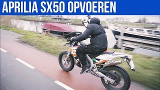 APRILIA SX50 SCHAKELBROMMER OPVOEREN  VOL GAS MET JOEY [upl. by Valentijn739]