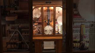 Dueling Banjos on An Original Ramey Banjo Orchestra Machine banjo oldtime [upl. by Yattirb]