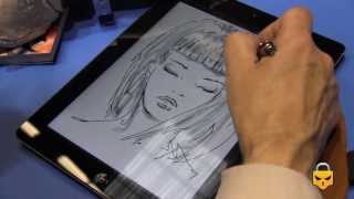 Luis Royo drawing on Ipad at Barcelona ComicCon [upl. by Llennod]