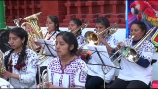 Banda filarmonica Femenil Kaúx [upl. by Aicenev420]