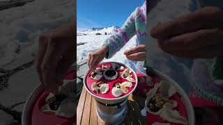 Smördegsknyten med brie amp drottningsylt 🏔️📍🇳🇴 stormkök campingfood husbilsresor jämtland [upl. by Ayhtak]