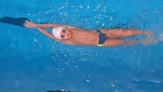 NUOTO IN PISCINA IMPARARE A MUOVERSI IN ACQUA [upl. by Danita724]