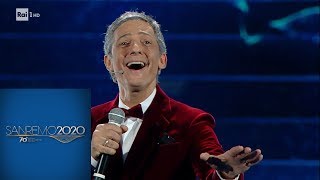 Sanremo 2020  quotLa classica canzone di Sanremoquot di Fiorello [upl. by Vadnee]