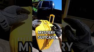 I found expensive suitcases dumpster diving WHATS INSIDE dumpsterdiving shorts short free [upl. by Paddie]