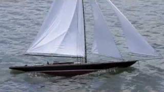 RC Gaff Rig Model Yacht 2 [upl. by Nally]