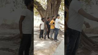 A Raja akare ta rahal ha jarurt comedy funnyshorts manojtiwari [upl. by Etiam871]