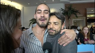 Michel Duval pone en aprietos a Eugenio Derbez en la premier de No Manches Frida 2 [upl. by Tnert]