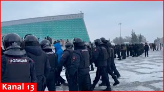 Thousands protesting again in Russian republic of Bashkortostan  Police forces brought to area [upl. by Zanahs985]