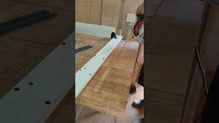 Rebaixo para instalar cantoneira em mesa woodworking whatsappstatus diy [upl. by Nylaehs985]