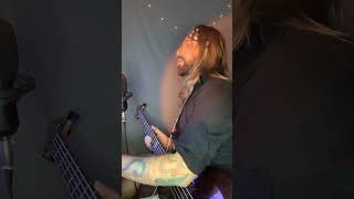 Måmeskin ZITTI E BUONI bass cover maneskinofficial maneskin shorts [upl. by Ybbed651]