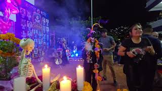 Encendido de velas a la ofrenda de día de muertos  Coordinación General Zona Sur UAGro Acapulco [upl. by Oiramad]