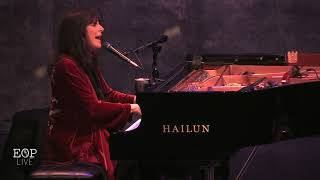 Karla Bonoff quotSomeone To Lay Down Beside Mequot live  Eddie Owen Presents [upl. by Mungam90]