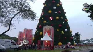 Árvore de Natal no Ibirapuera atrai multidão [upl. by Outhe]