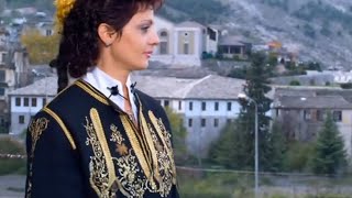 Juli Cenko  Sduroj dot moj Gjirokaster [upl. by Nnaycnan54]