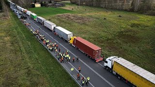 Bruxelas acusa Polónia de falta de boafé e ameaça com ações judiciais [upl. by Darwen]