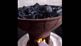 Kumti Aduppu  How to use Charcoal Stove  Traditional cooking method  Kummati  Kummiti Aduppu [upl. by Prudi]