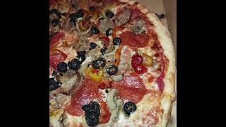 VINNIES PIZZERIA BLOOMFIELD NEW JERSEY VINNIES SPECIAL PIZZA 🍕 WITH THE WORKS bloomfieldfood [upl. by Adnoluy]