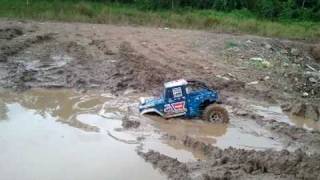 Rc scx10 Honcho mjc 26122010 [upl. by Htiekel]