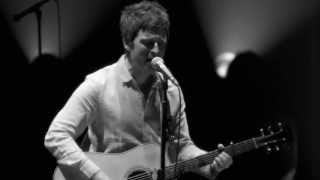 Noel Gallagher  Supersonic International Magic Live At The O2 [upl. by Ymer]