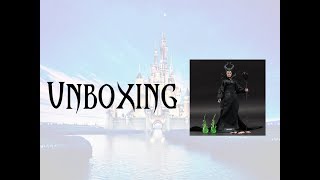 Unboxing Malefica [upl. by Sekofski96]