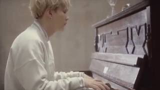 SUGA PLAYING I NEED U PIANO VER [upl. by Kuhn]