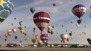 LMAB 2015 La grande ligne Record Montgolfiere Chambley [upl. by Kunin887]