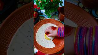 Unique style samosa folding method 🔥👩‍🍳 Samosa making at home shorts food [upl. by Aryas]