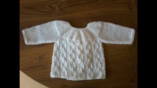 Tuto tricot  tricoter une brassière bebe au point darche [upl. by Gayelord]