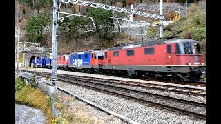 Dreifachtraktion Re 420  Züge auf der GotthardbahnWinter 2017Axenunnel Flüelen [upl. by Amolap]