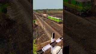 Train running status video bhojpuri dance train newsong [upl. by Amethyst]