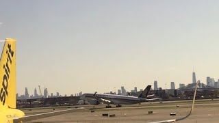 EWR Terminal PlanespottingWorld’s 2nd Longest Flight EWRSIN takeoff Newark [upl. by Macintosh]