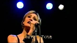 Patricia KAAS  La vie en rose  LIVE [upl. by Nnylyahs]