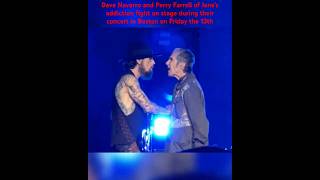 Janes Addiction Stage Fight viralvideo concert davenavarro perryfarrell Boston Fight brawl [upl. by Wat]