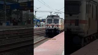 Dangerous Kumbh Sf Express with Scary Honking 😨💥train indianrailways trendingshorts training [upl. by Herzig157]