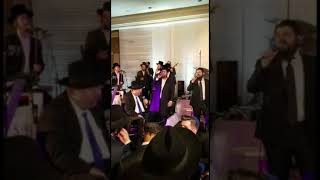 Shlomo Yehuda Rechnitz Singing With Benny Friedman At A Wedding [upl. by Davidoff]