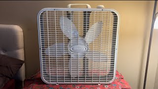 200001 Lasko Box Fan model 3733 [upl. by Gert]