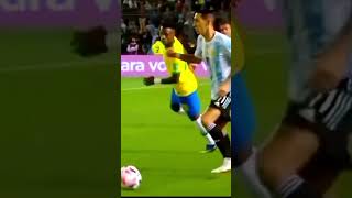 Angelito vs Vini 🤯 futbol dimaria argentina [upl. by Saffier641]