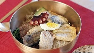 Andong Bibimbap  Traditional Korean Bibimbap with Steamed Fish amp Panfried Vegetables [upl. by Dietsche]