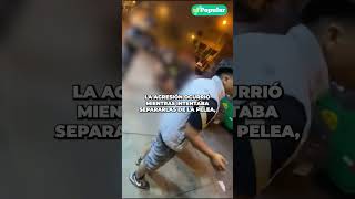 POLICÍA PIERDE EL CONTROL y usa su vara contra mujeres para separarlas de gresca shorts [upl. by Arinaid]