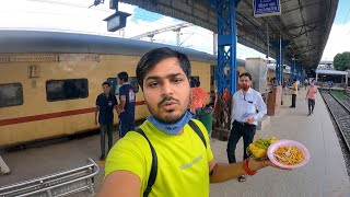 Dehradun Express Train Journey Vadodara ka Vada pav 🤤 [upl. by Billen]