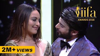 Fawad ki shayari par Sonakshi fida [upl. by Netsirhc854]