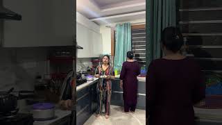 Saas Bahu aur Pati ka naam 🤣🤣🤣🤣rohisa professors love couple réel comedy funny saas [upl. by Ailak571]