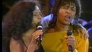 Gal Costa e Djavan  Nuvem Negra [upl. by Zetrac]