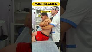 MANIPULACIÓN  Crujido Thrust dorsal osteopatia [upl. by Sayer]