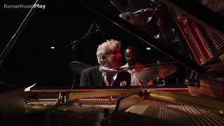 Monty Alexander plays Battle Hymn of the RepublicGlory Hallelujah [upl. by Retsev]