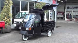 Piaggio Ape50 verkoopwagen [upl. by Ylrevaw]