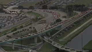 Traffic piles up ahead of Taylor Swift concert in Miami [upl. by Lynde]