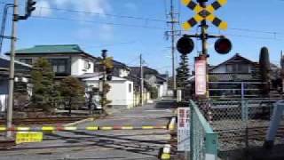 松本電鉄 信濃荒井駅前 電鐘式踏切 [upl. by Farica]