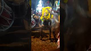 Vetti murichan esakki amman kovil kodai video [upl. by Yramanna225]