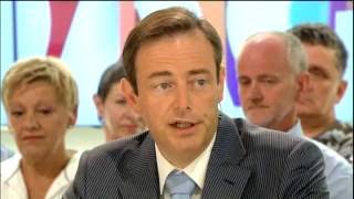 20120909  7dag  Bart De Wever versus Filip De Winter [upl. by Nehpets208]